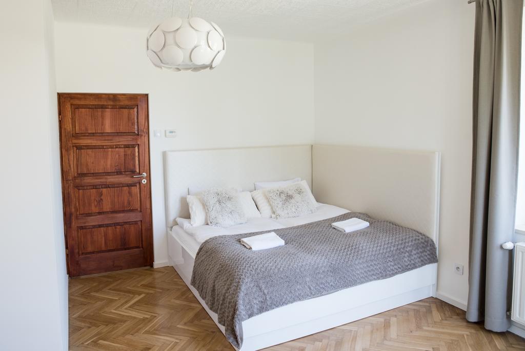Apartment Nearto Old Town Na Ustroniu Street Краків Екстер'єр фото